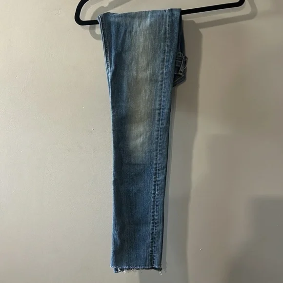 rag & bone Straight Leg Medium Blue Wash Colour: Elgin Women's 24 Raw Hem - Picture 12 of 15